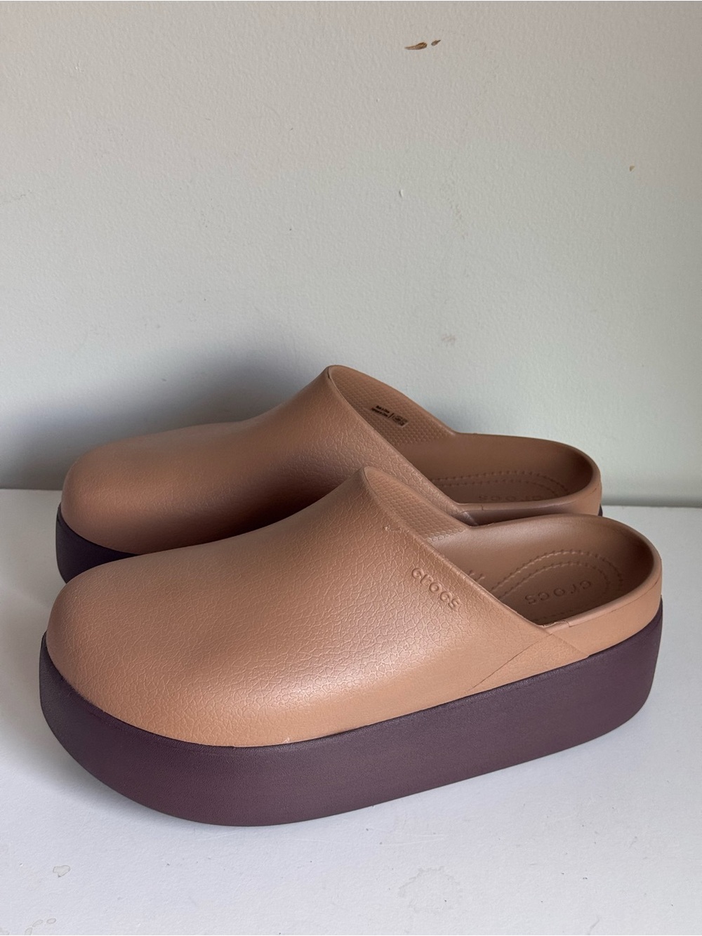 CROCS Dylan Platform Clog Size 10